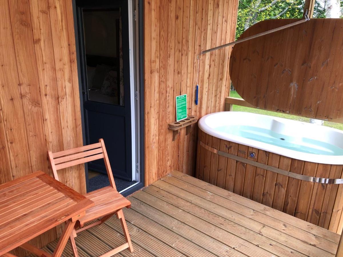 Belladrum Breckland Lodge 2 With Hot Tub מראה חיצוני תמונה