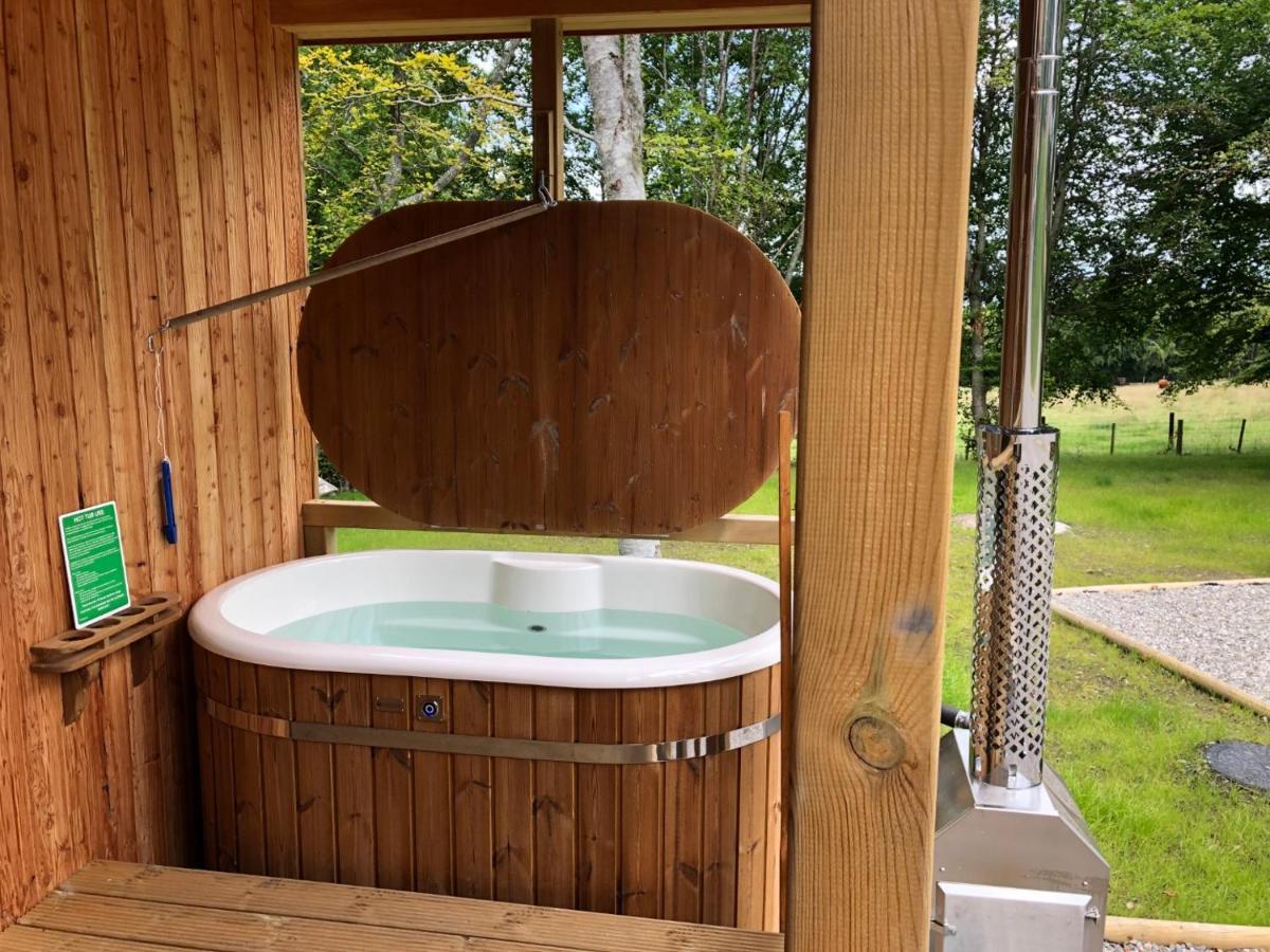 Belladrum Breckland Lodge 2 With Hot Tub מראה חיצוני תמונה