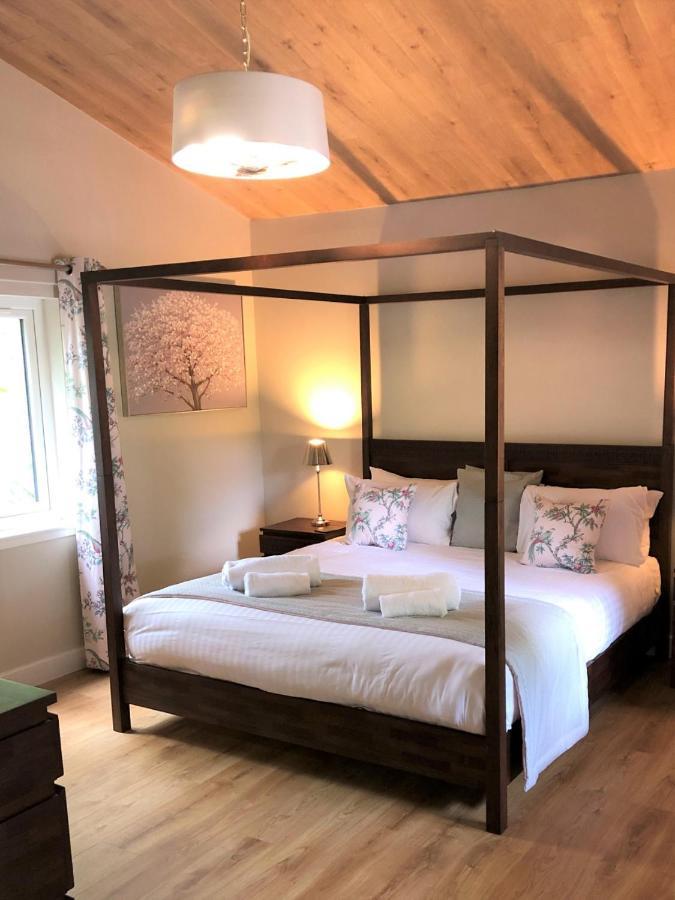 Belladrum Breckland Lodge 2 With Hot Tub מראה חיצוני תמונה